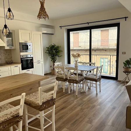 Al Vicolo Stretto Appartement Brancaleone Marina Buitenkant foto