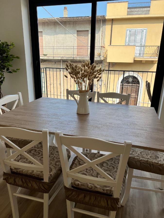 Al Vicolo Stretto Appartement Brancaleone Marina Buitenkant foto